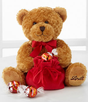 Lindt Loveable Bear with Truffles - Good