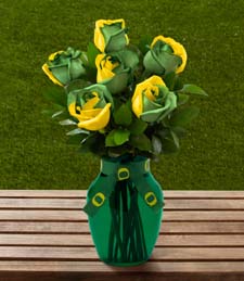 University of Oregon� Ducks� Rose Bouquet - 6 Stems w/Vase