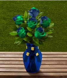 Notre Dame� Fighting Irish� Rose Bouquet - 6 Stems w/Vase
